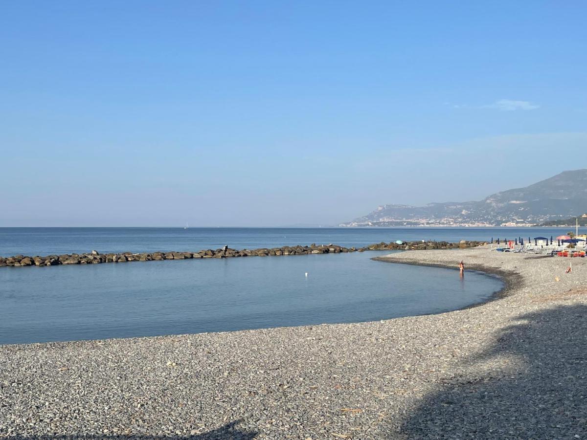 Apartamento Casa Aiga Marina Ventimiglia Exterior foto